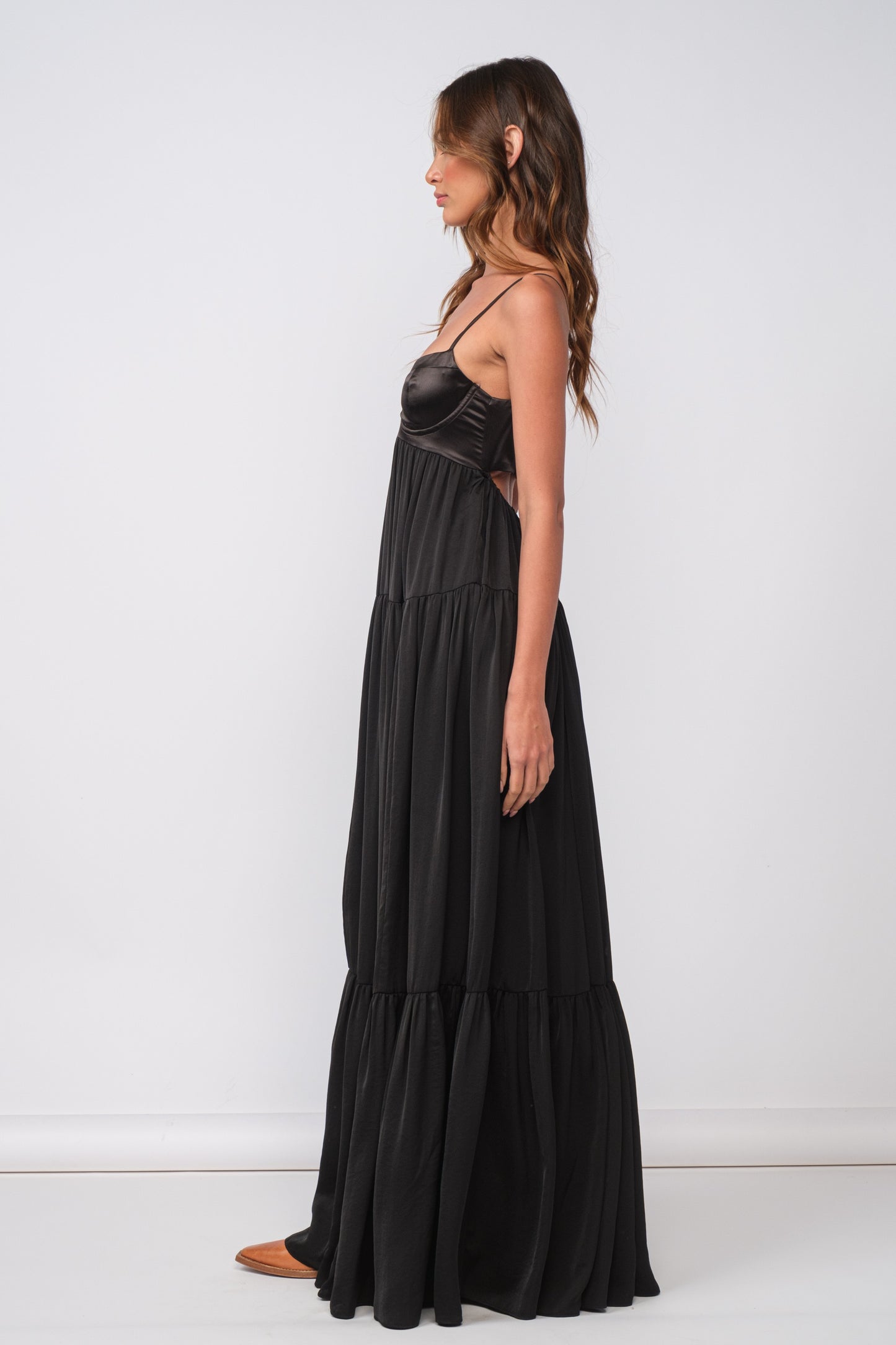 CHIC SILK MAXI DRESS