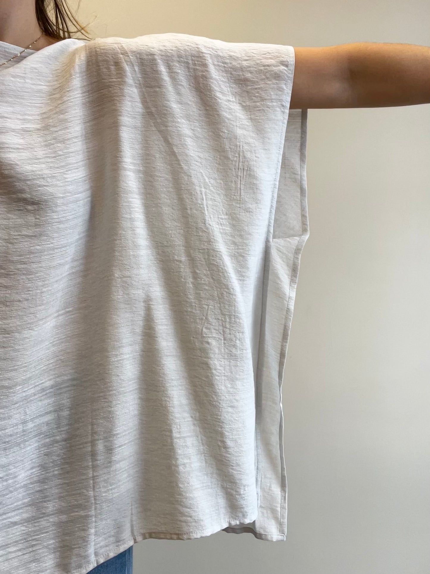 BOXY CREPE BLOUSE