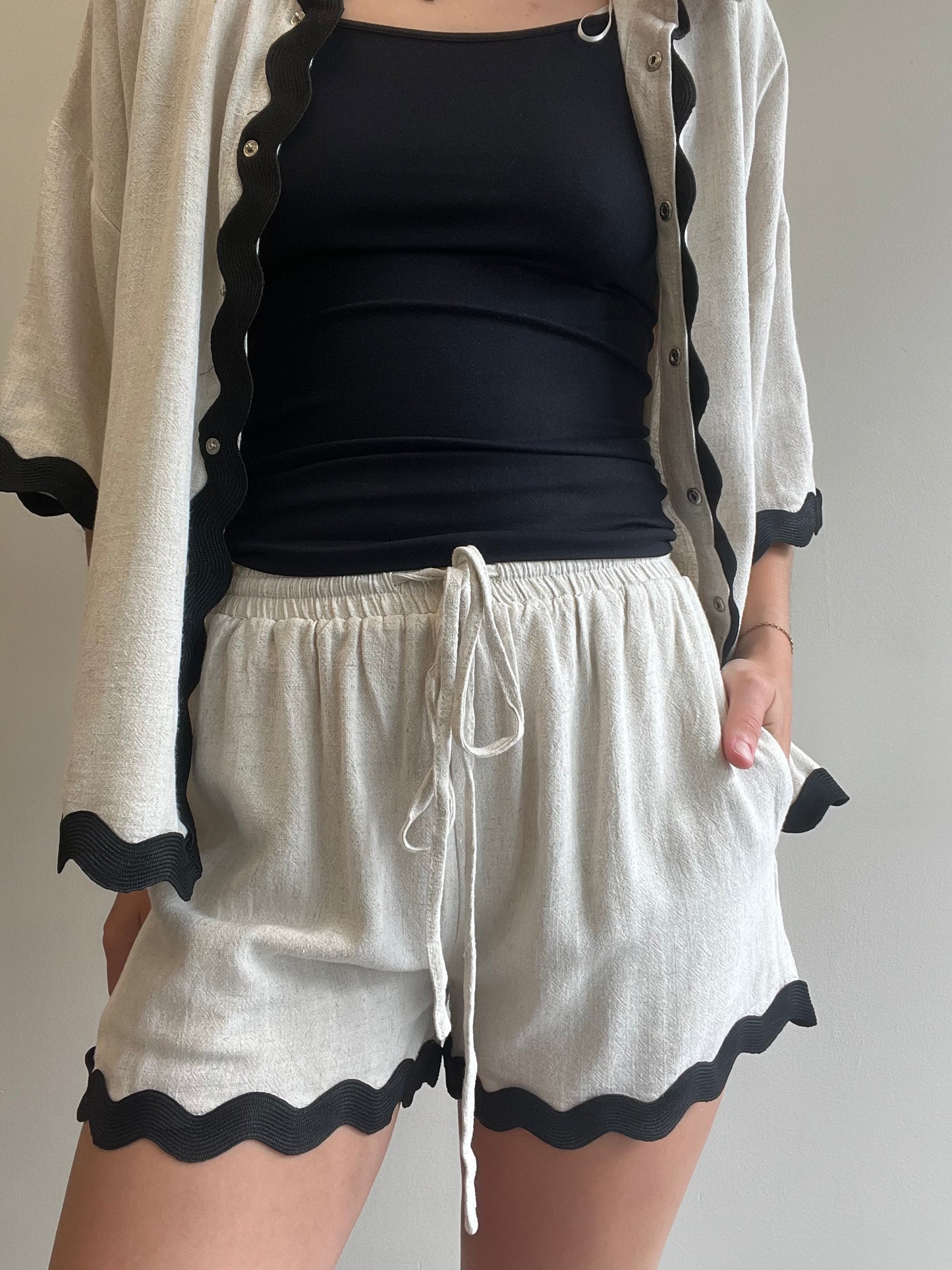 RIC RAC SHORTS