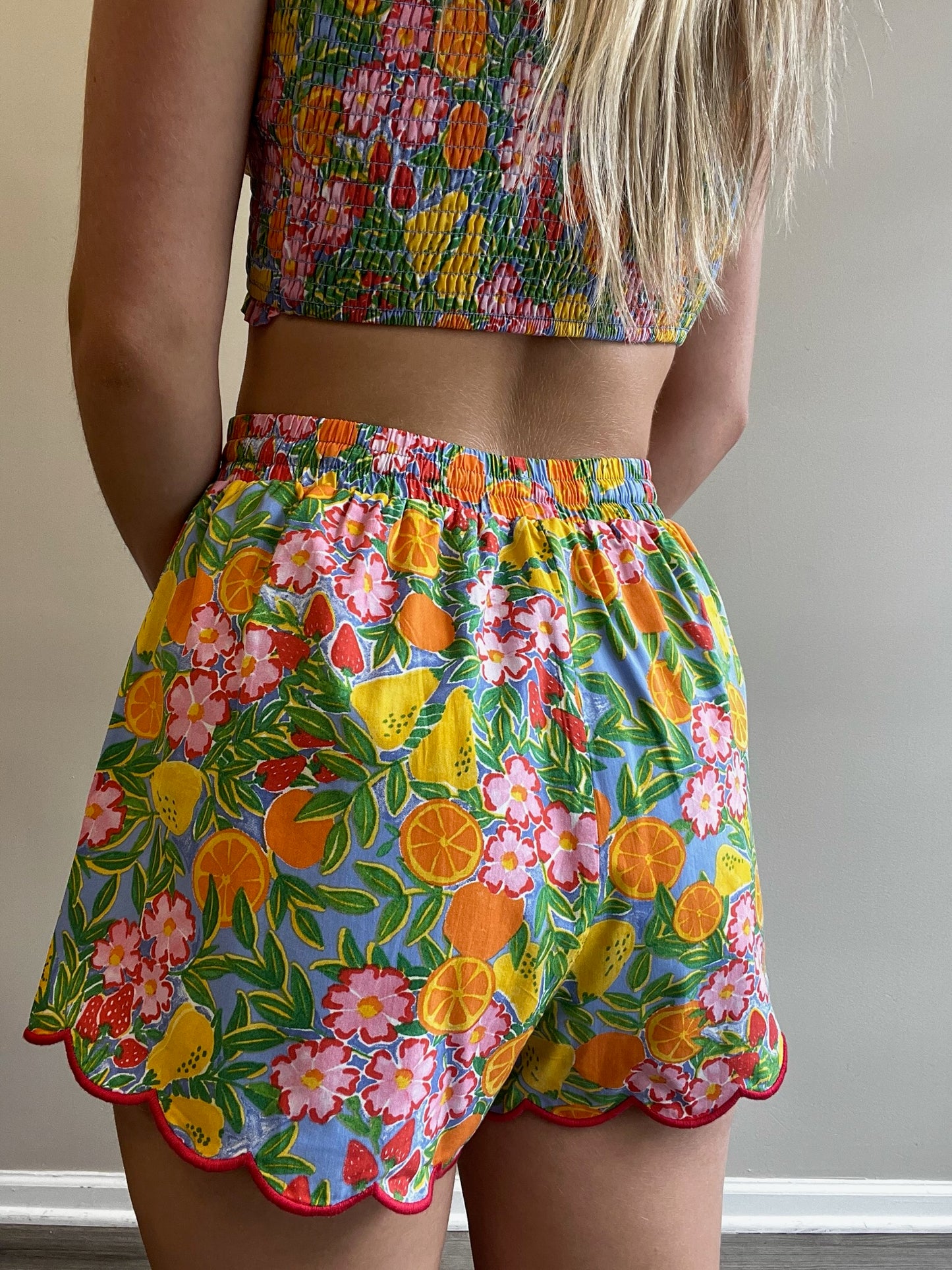 SWEET MINDSET SCALLOPED SHORTS