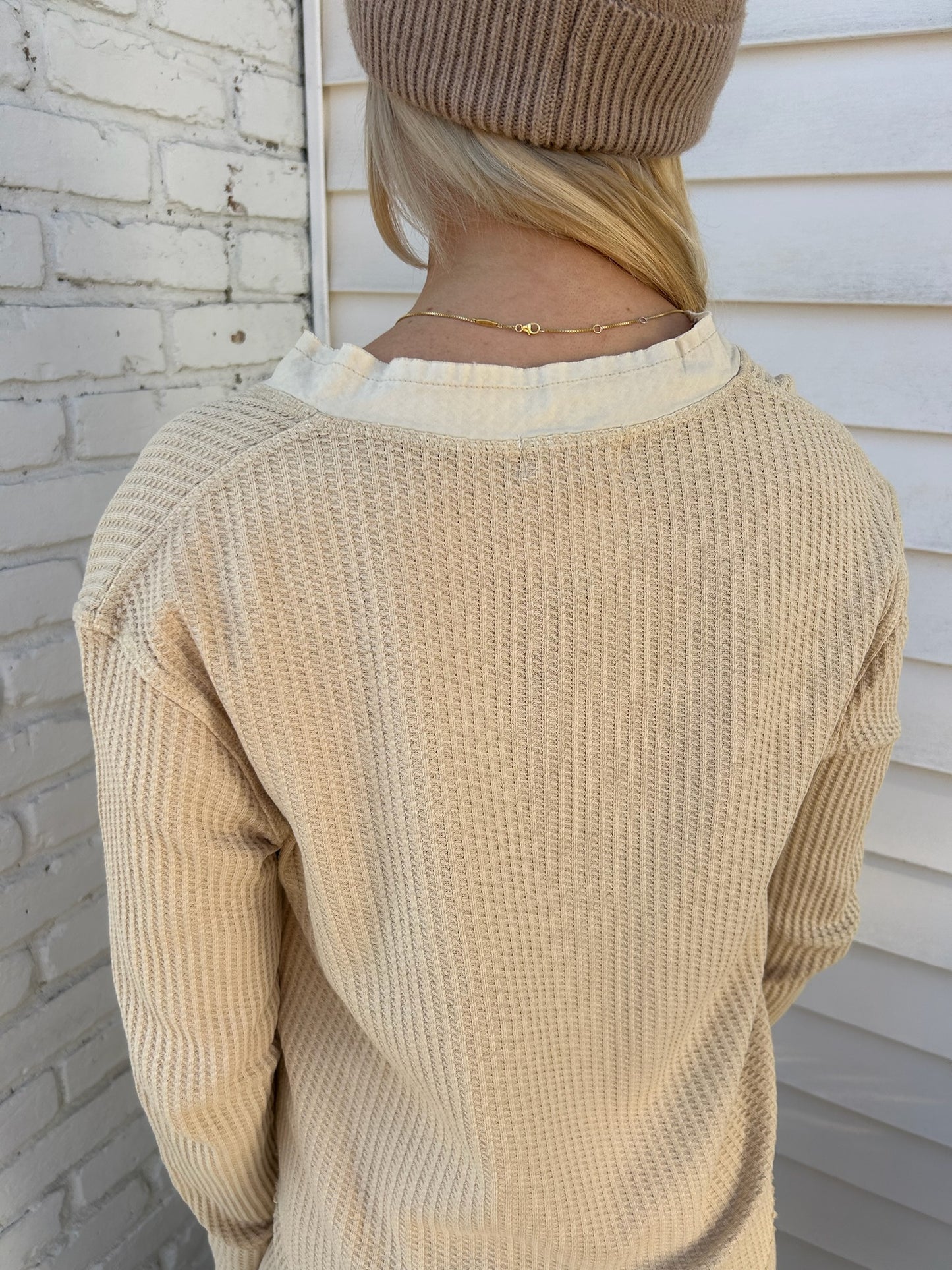 JESSICA V NECK TOP