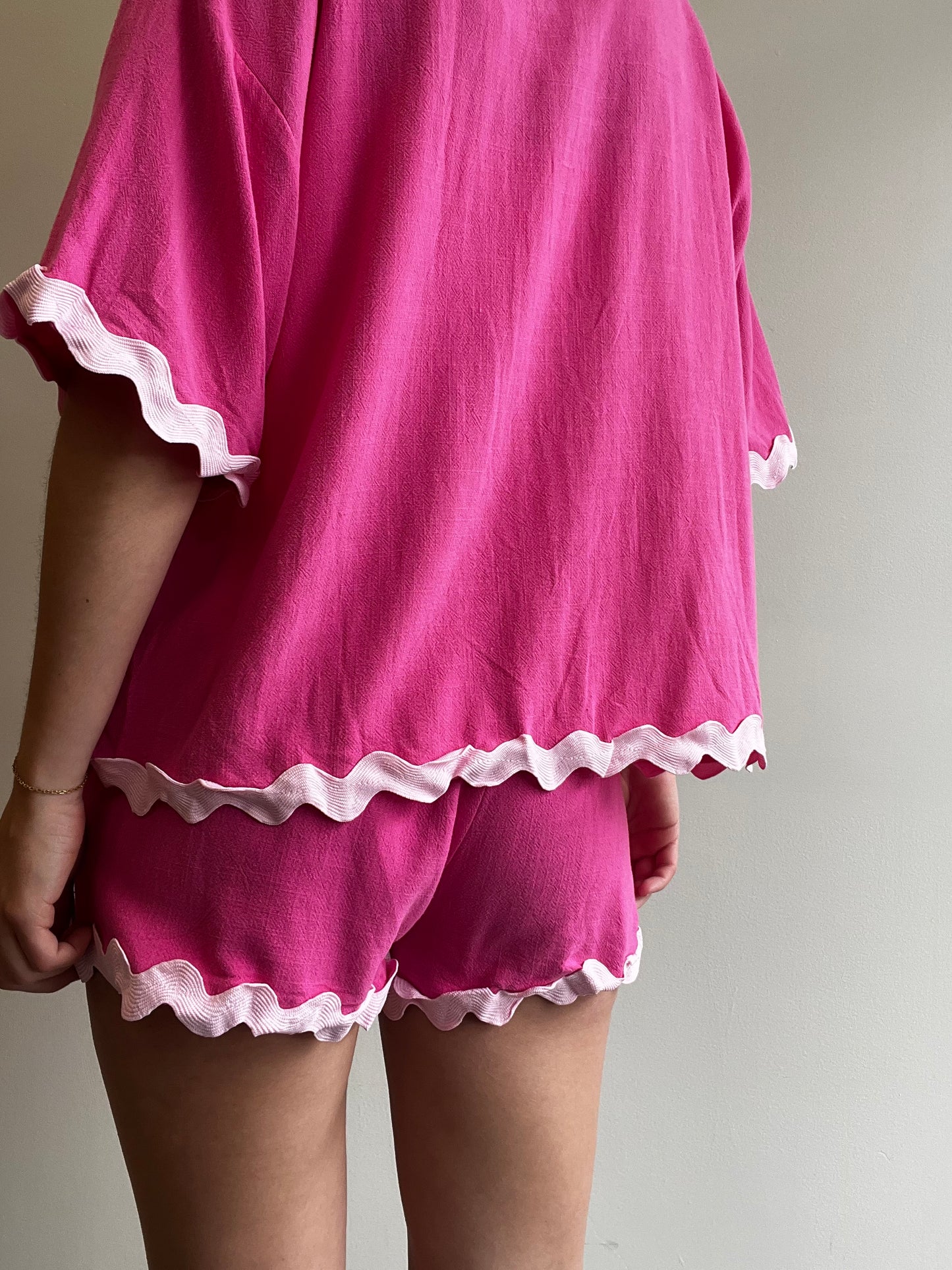 RIC RAC SHORTS