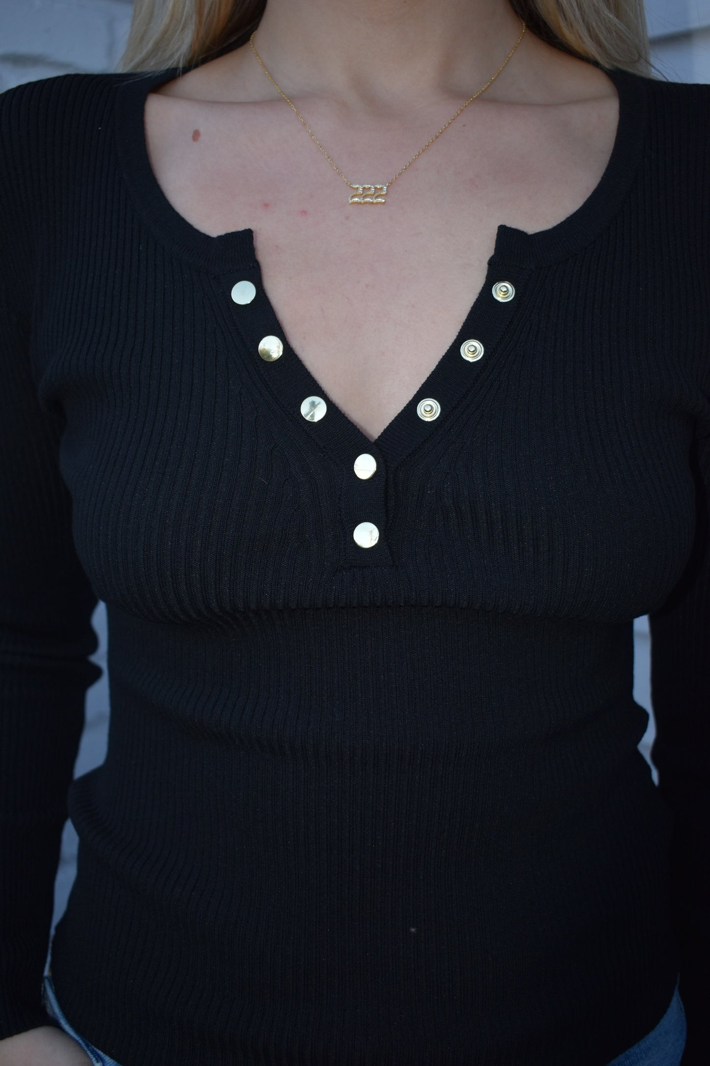 SOLID LONG SLEEVE HENLEY SWEATER