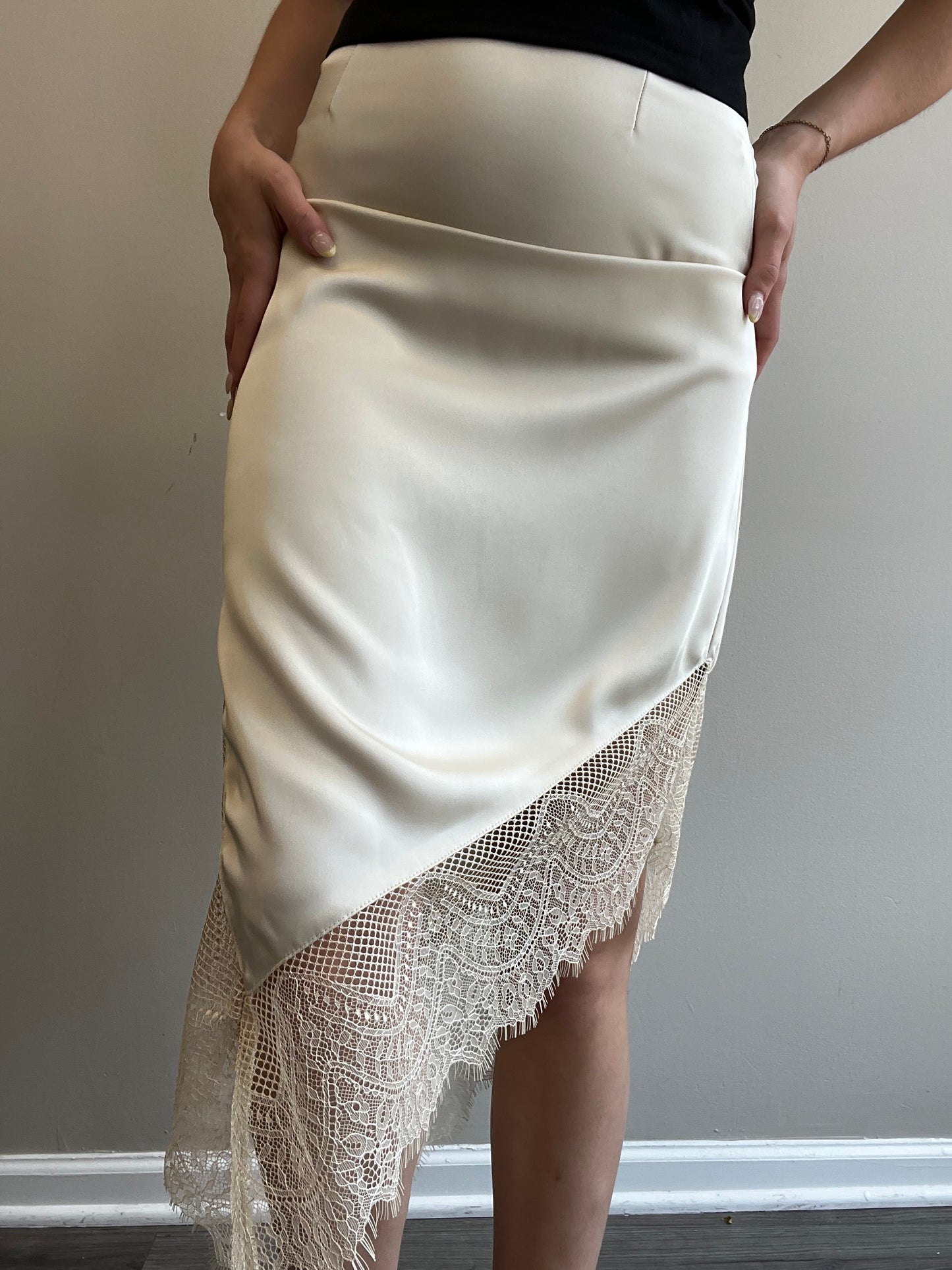 CARRIE- ANNE MIDI SKIRT