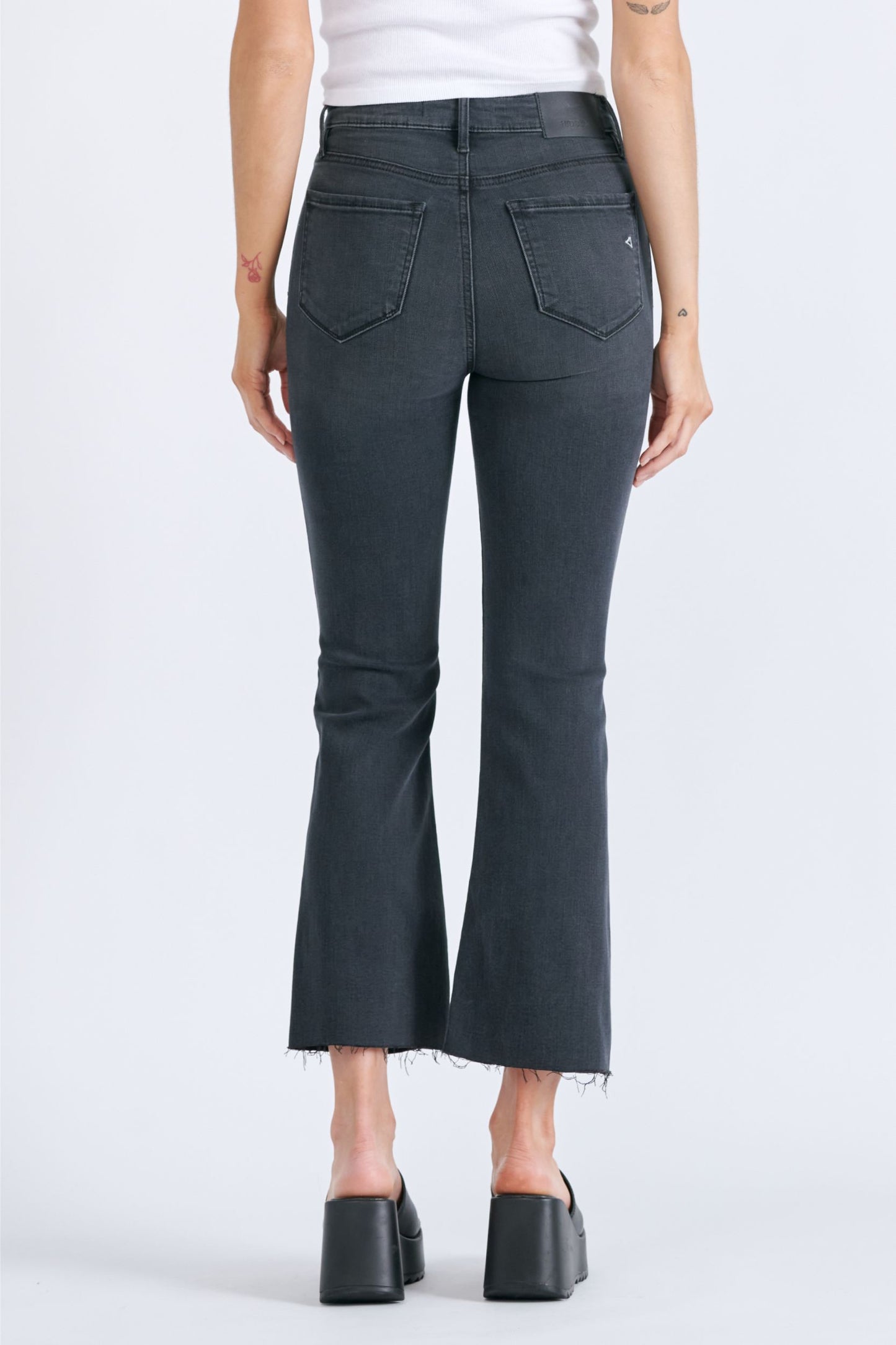 HAPPI BASIC CROP JEANS