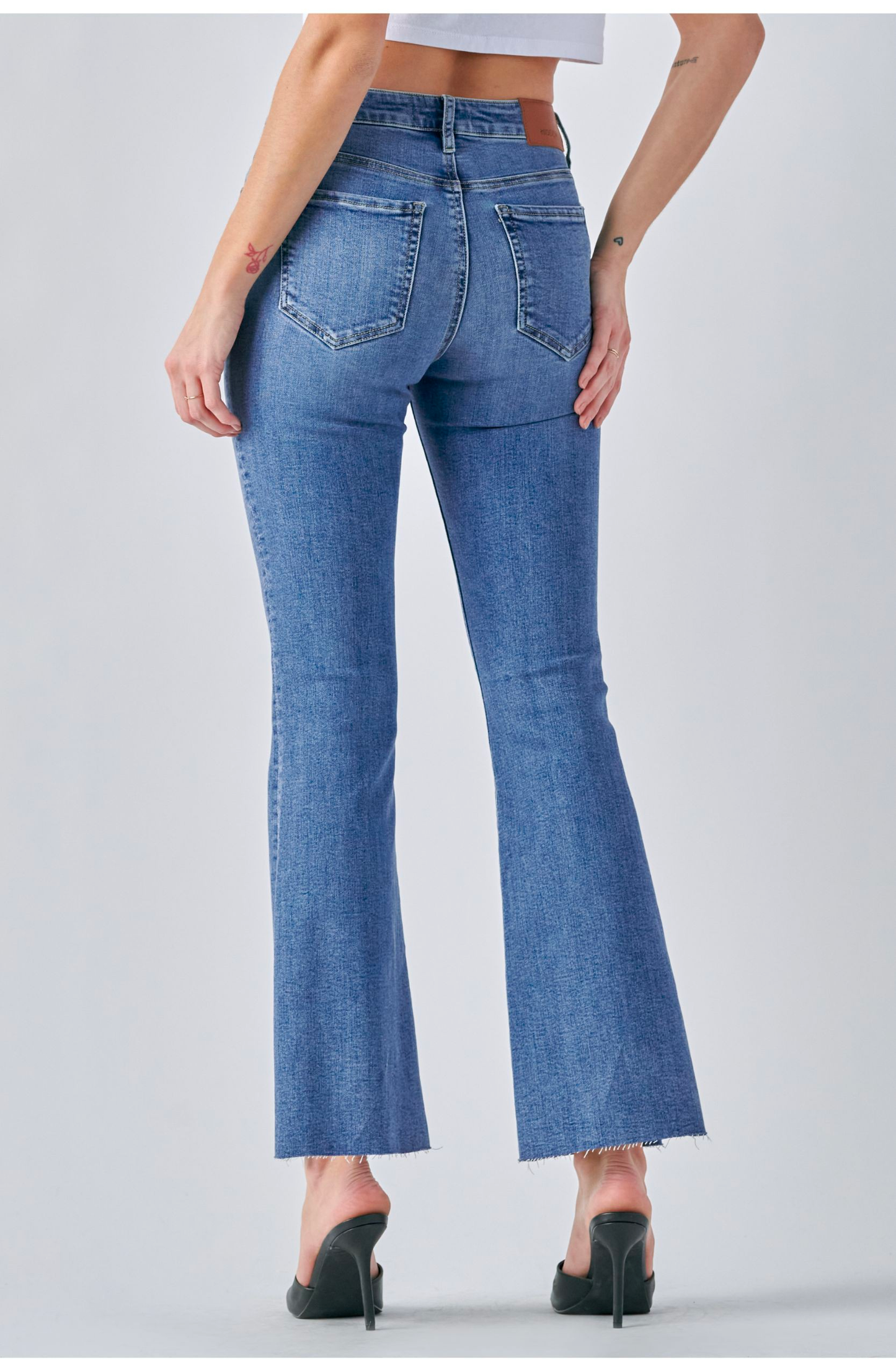 HAPPI FLARE SIDE SLIT JEANS