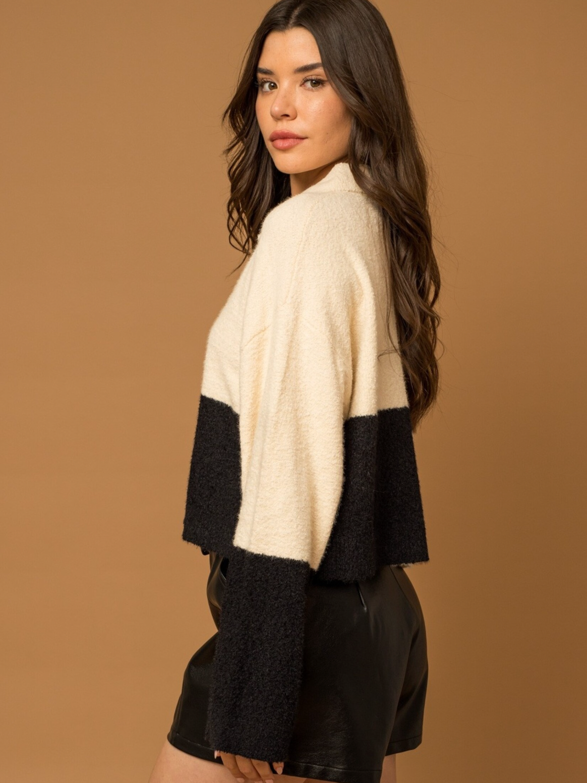 COLOR BLOCK ZIP UP