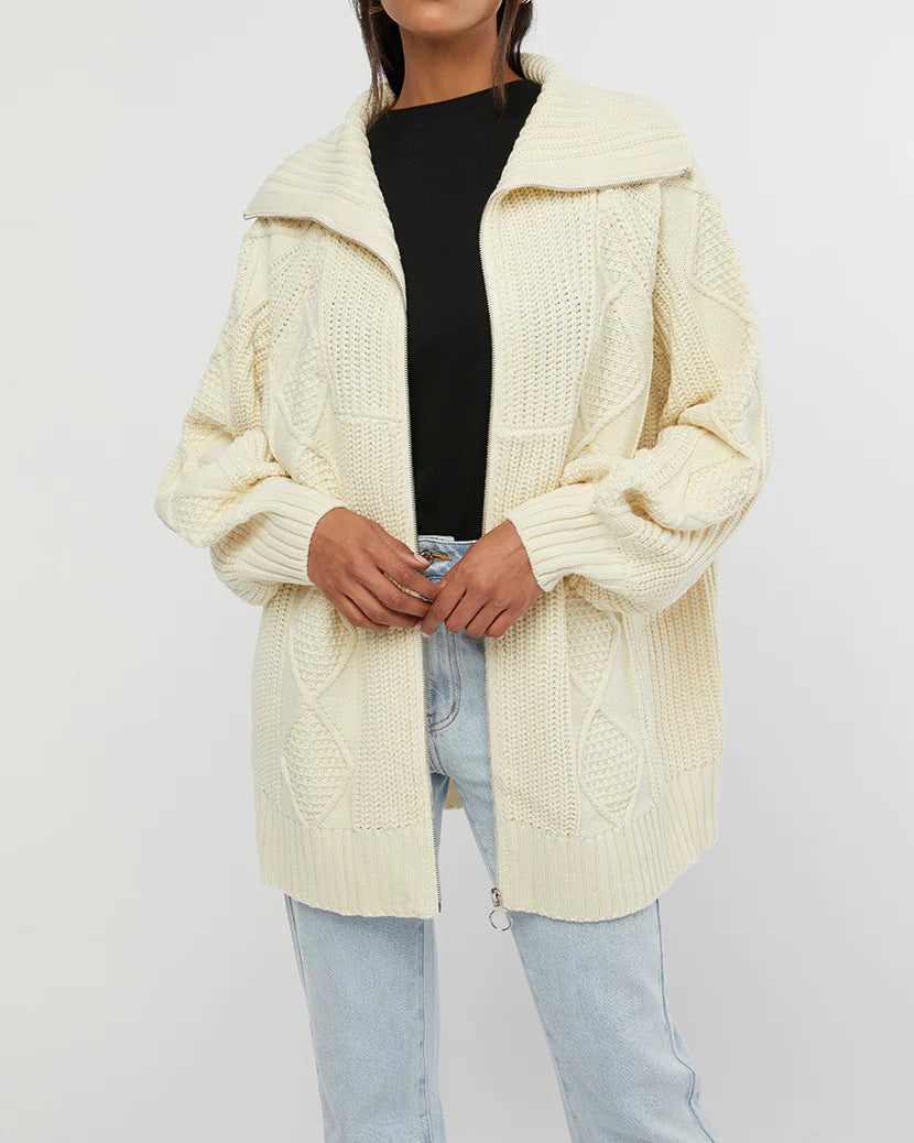 CHUNKY CABLE KNIT ZIP UP SWEATER
