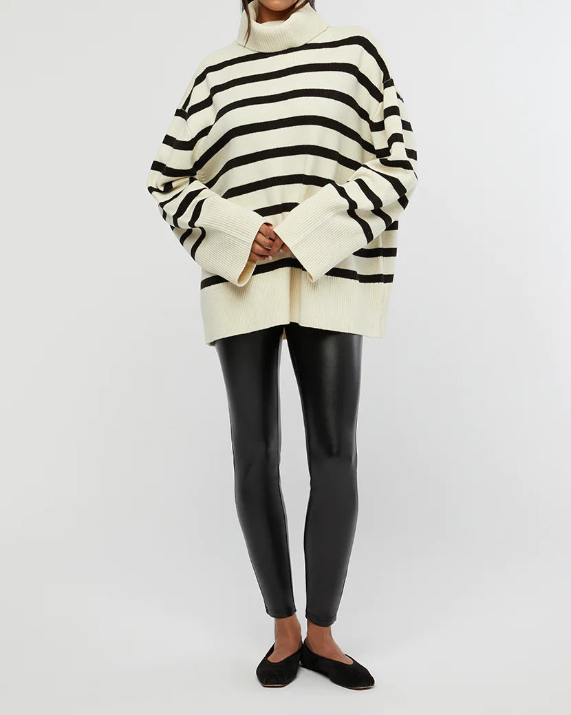 STRIPED TURTLE NECK SWEATER