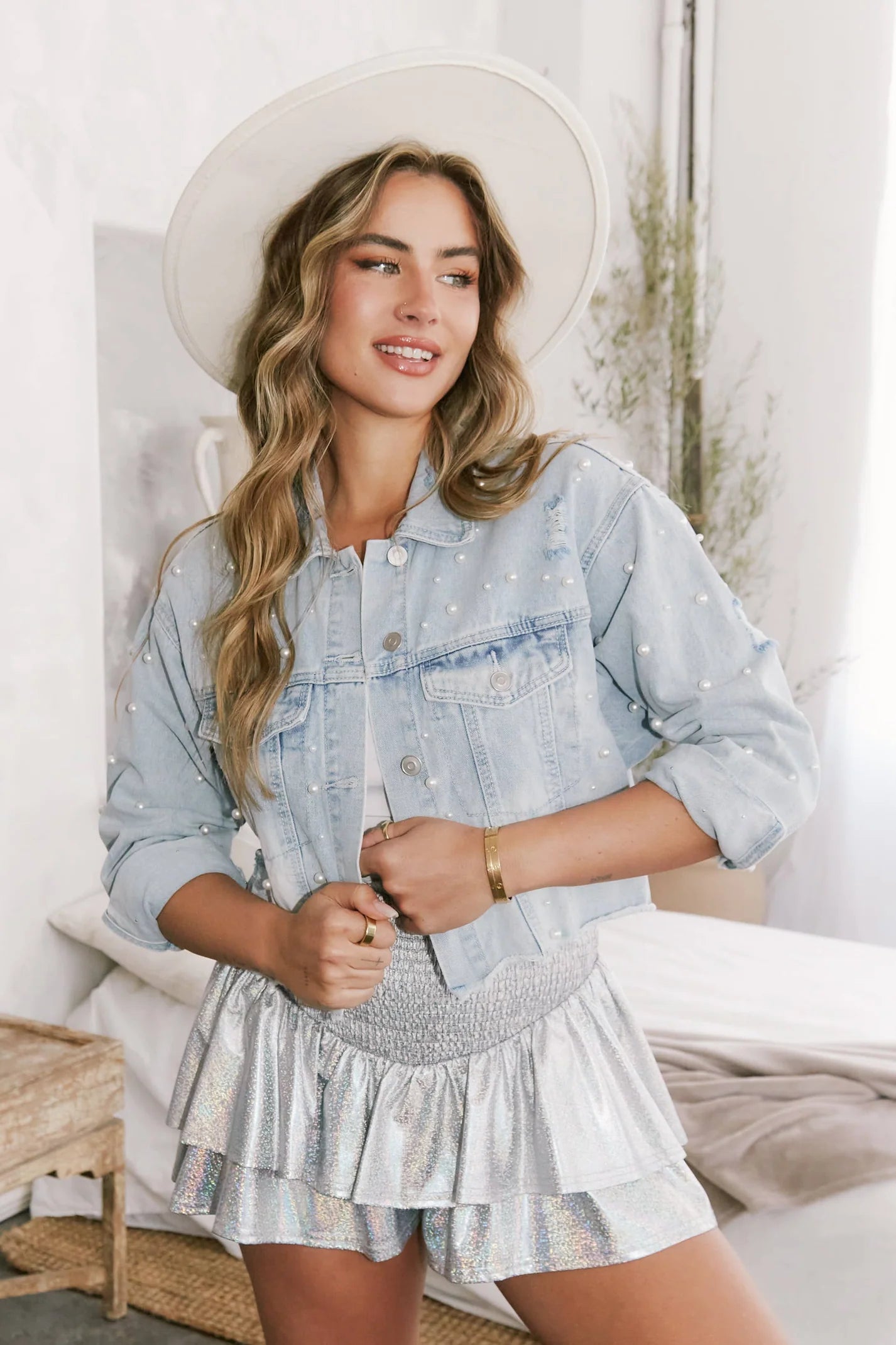 PEARL STUDDED CROPPED DENIM JACKET