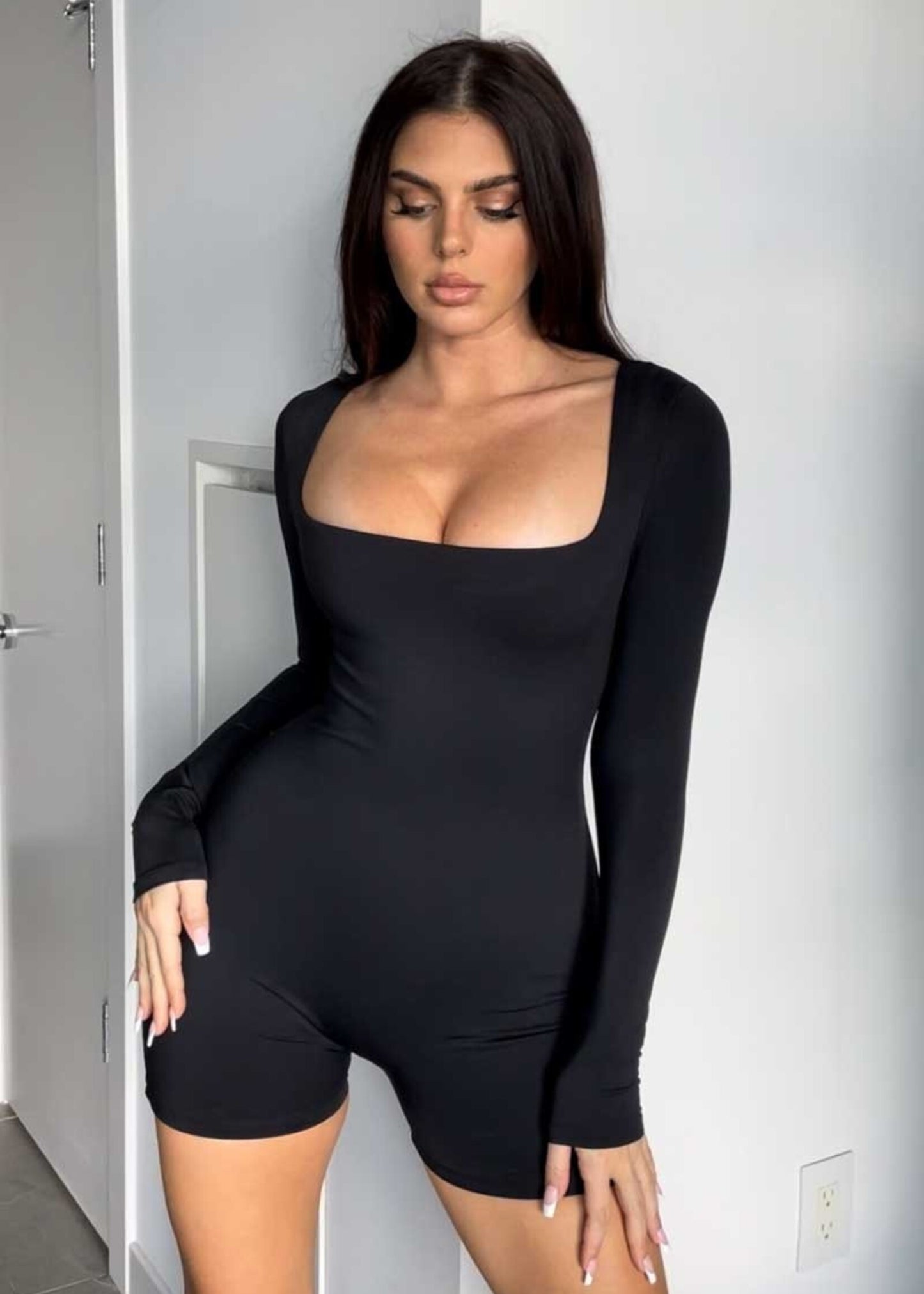 SQUARE NECK LONG SLEEVE ROMPER