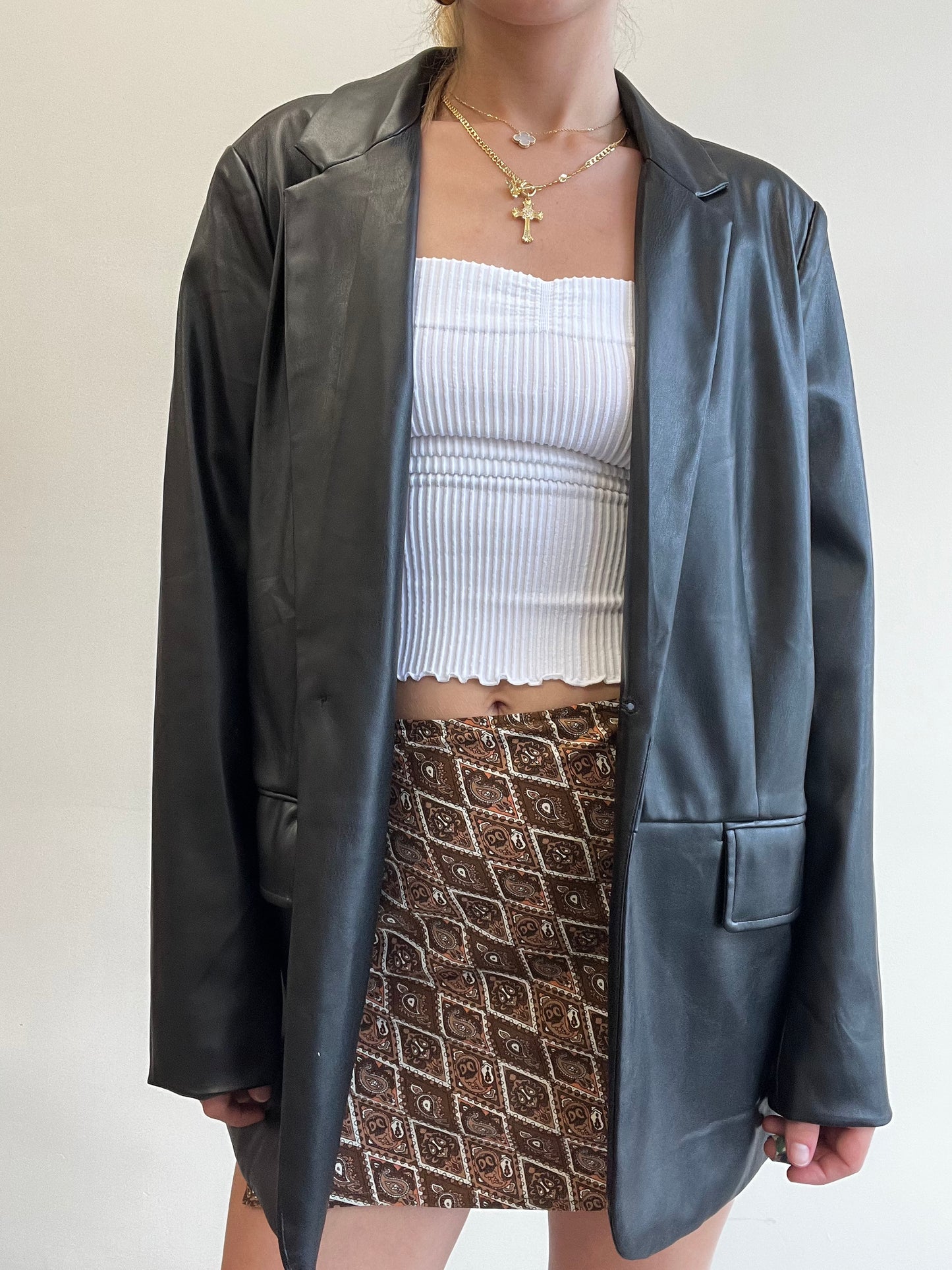 BLACK FAUX LEATHER BLAZER