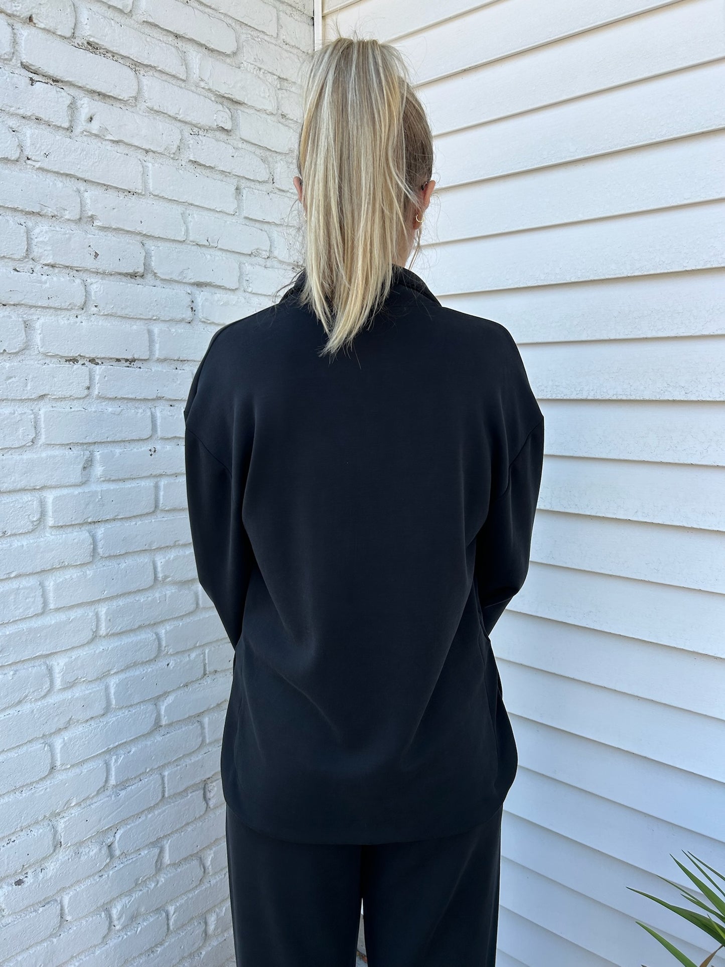 BROOKE ZIPPER TOP