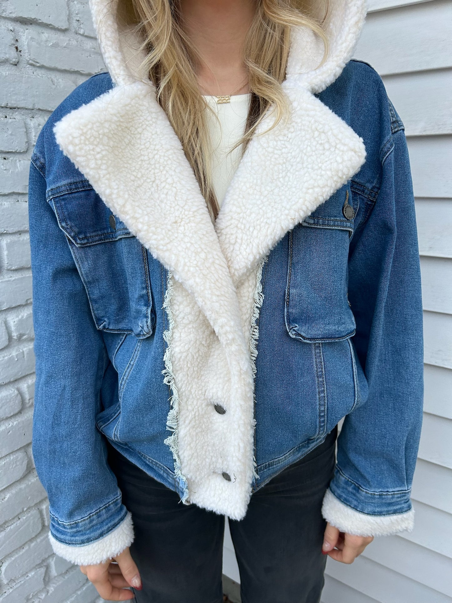 FAUX SHERPA HOODED DENIM JACKET