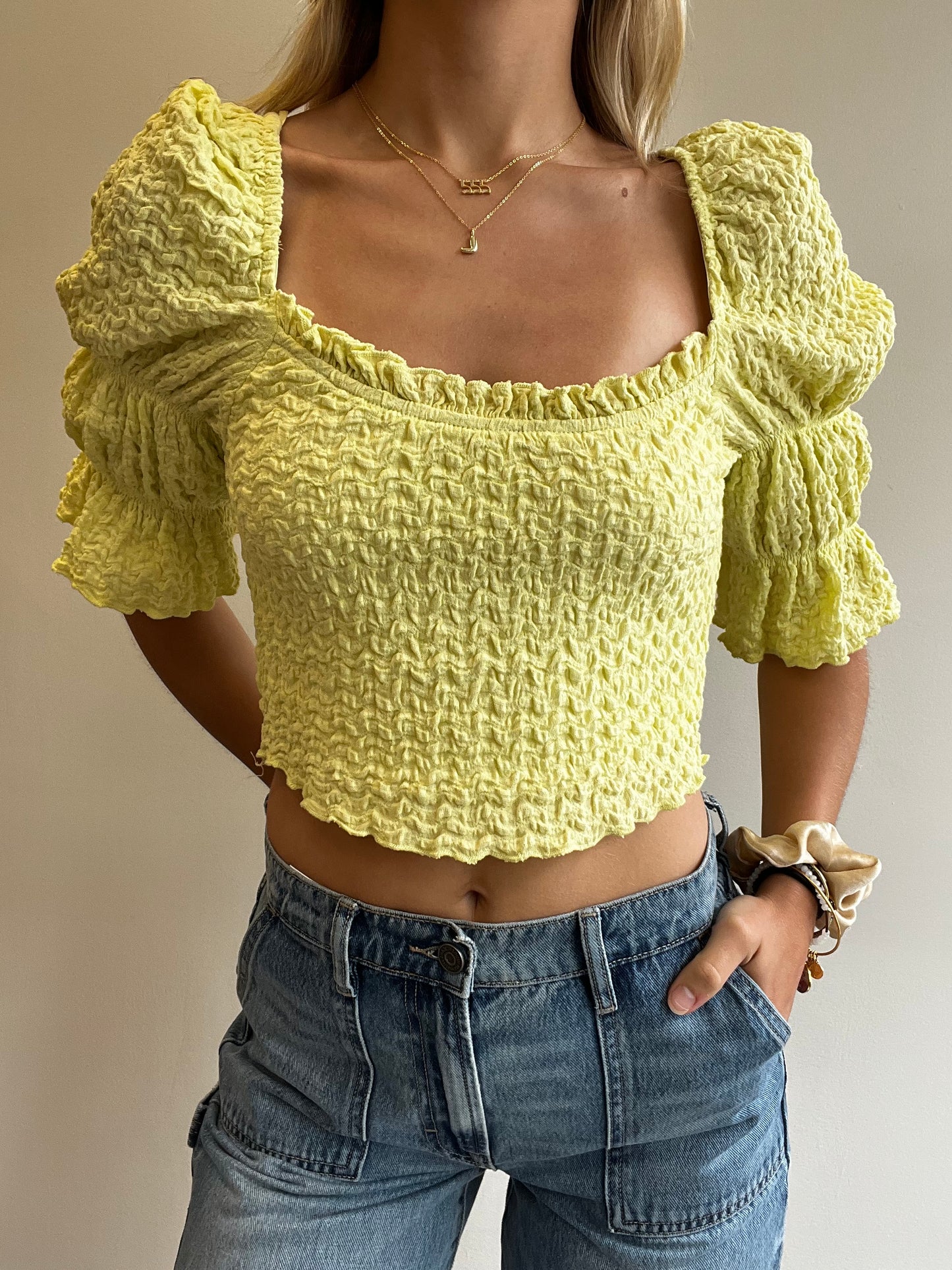 DANI SCOOP NECK CRINKLE TOP
