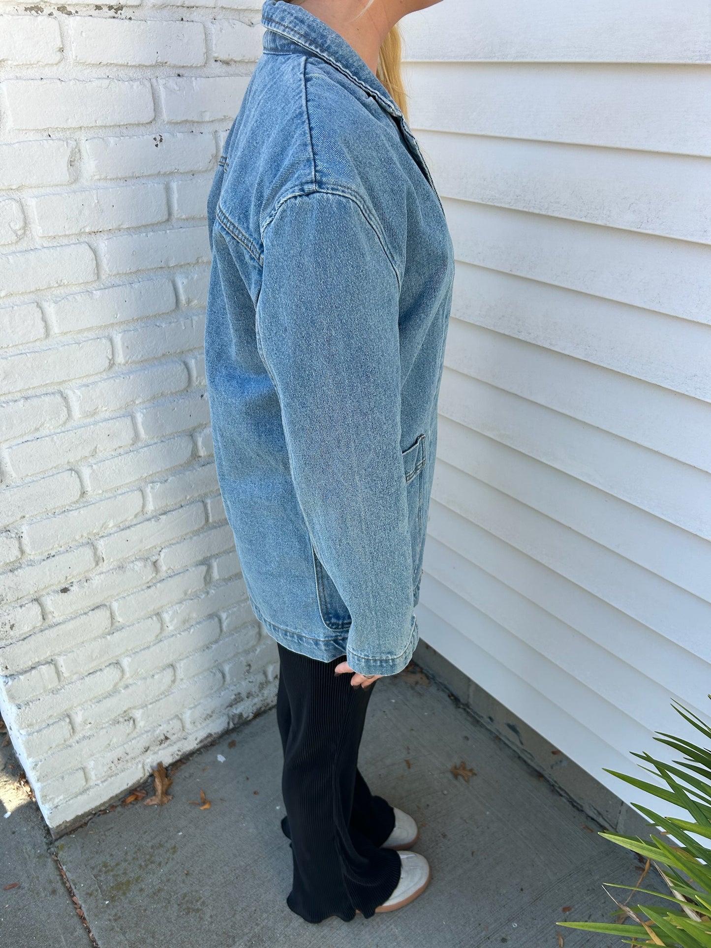 OVERSIZED DENIM BLAZER