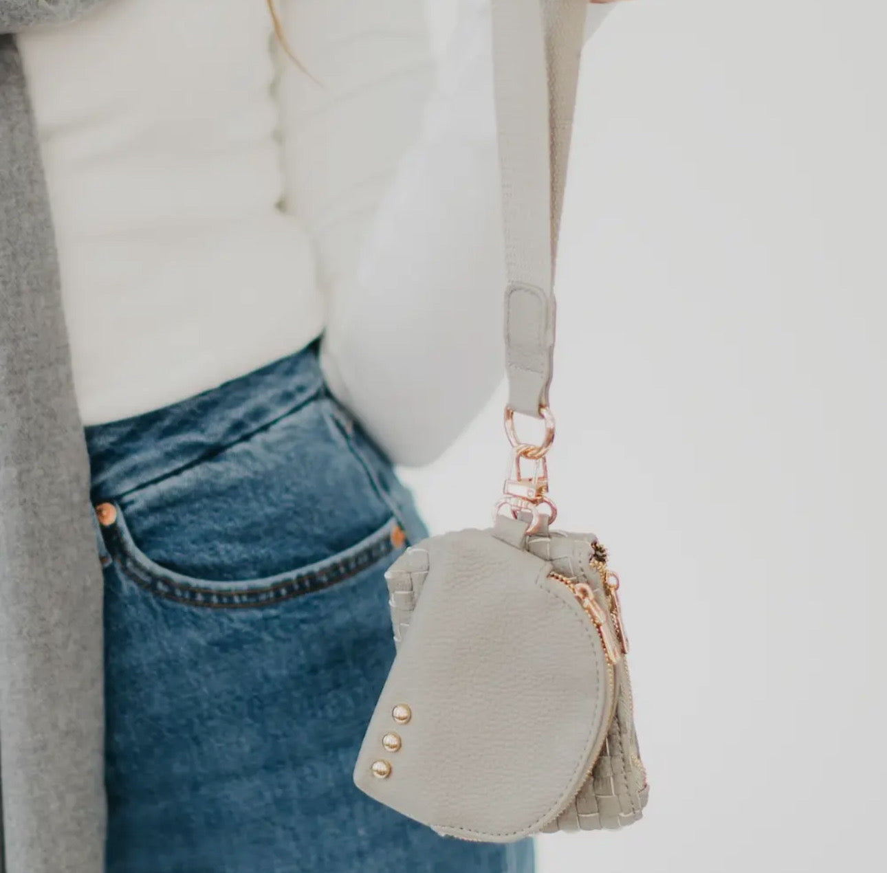 WONDERLUST WOVER DUEL POUCH  WRISTLETS