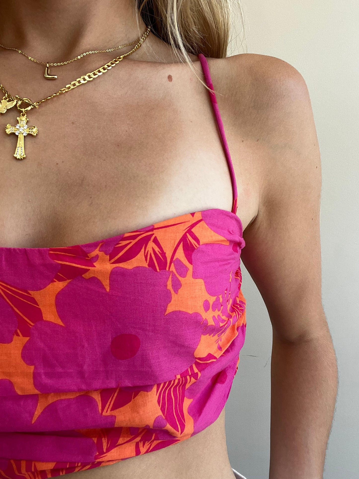 TROPICANA CROP TOP