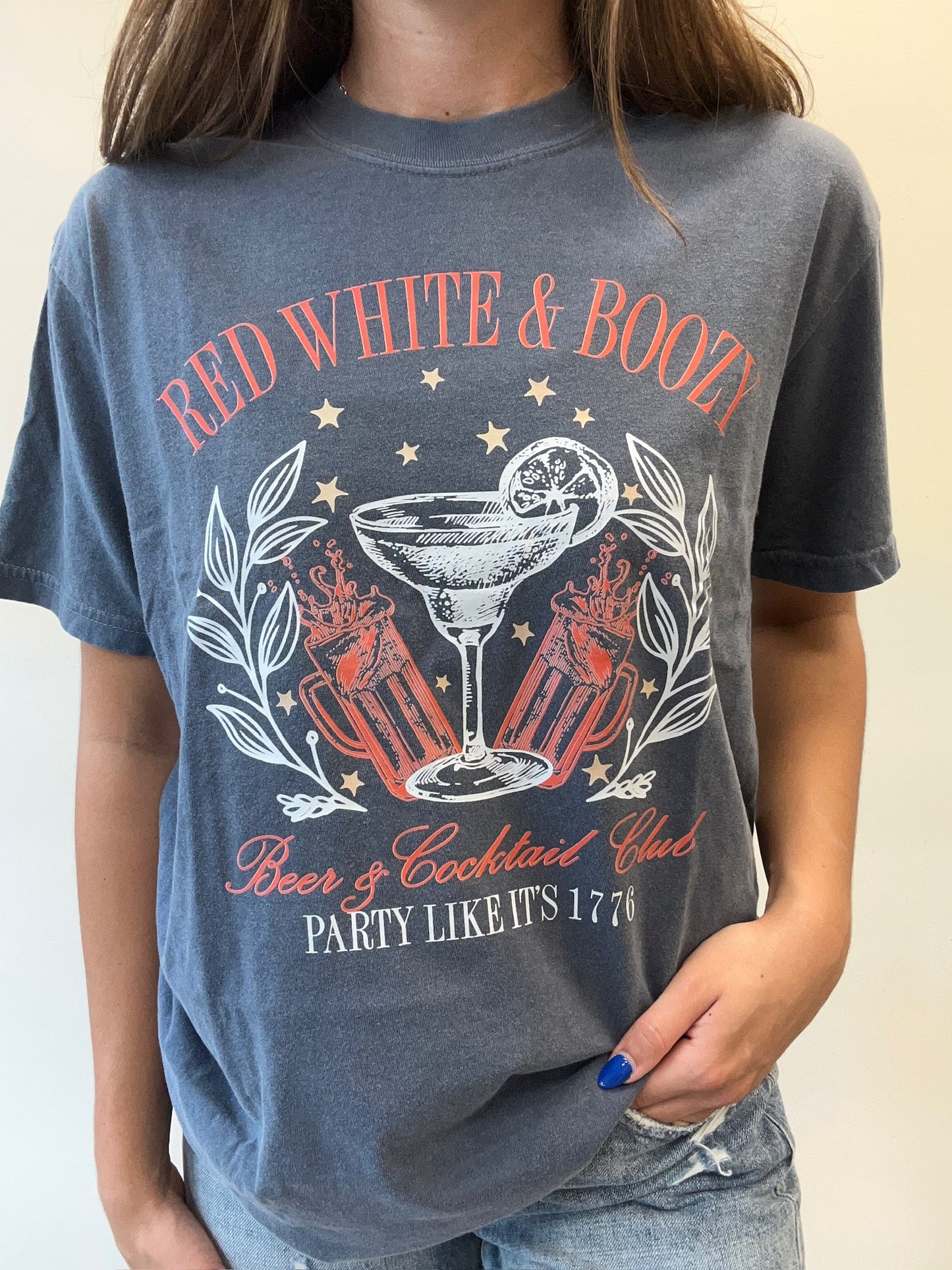 RED WHITE AND BOOZY TEE