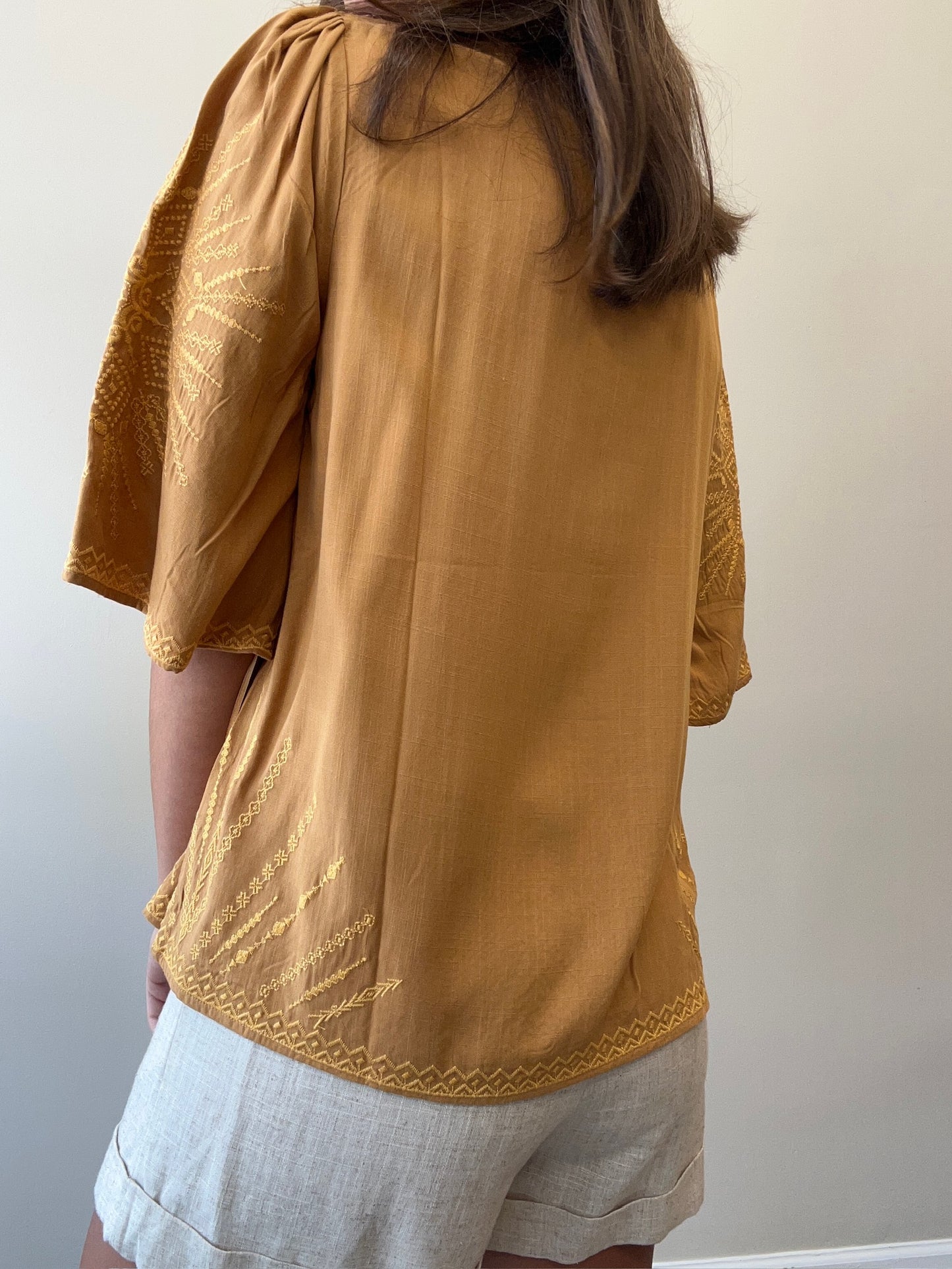 EMBROIDERED TIE TOP