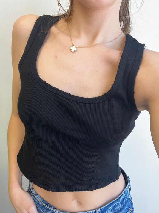 DISTRESSED TANK