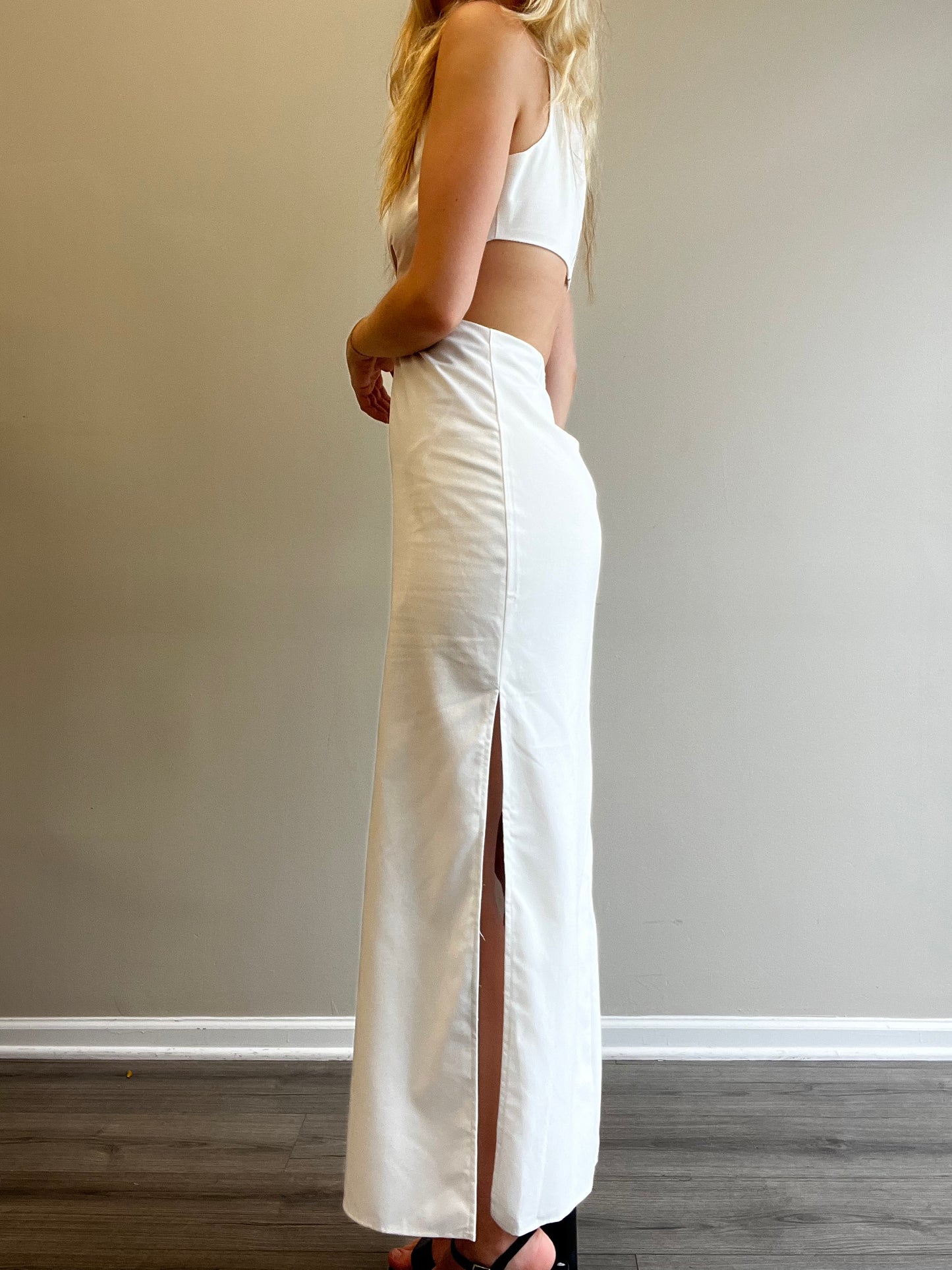 FLOWER CUT MAXI DRESS