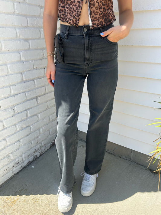 LOGAN HIGH WAIST DAD JEANS