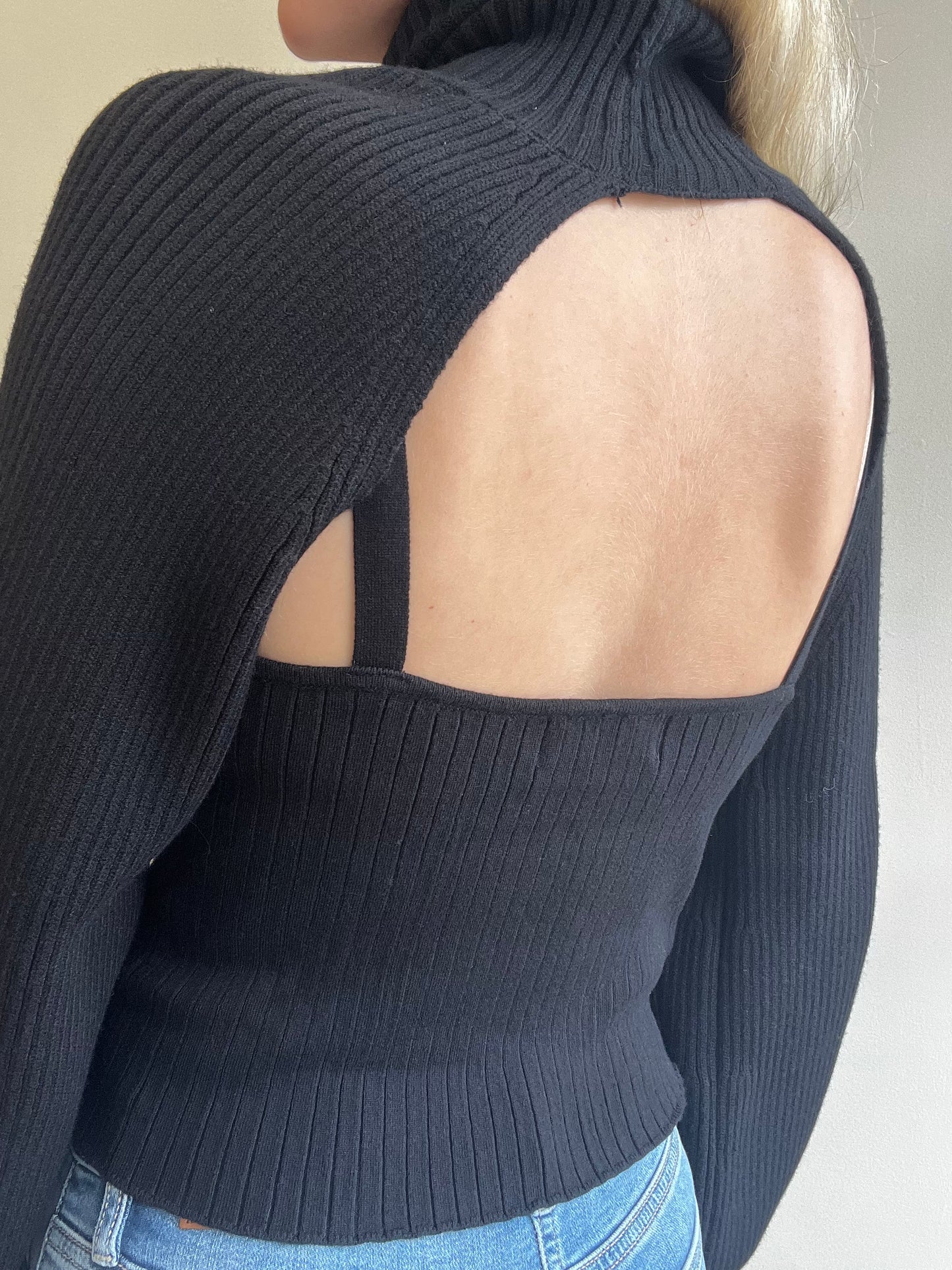 AMELIA KNIT SWEATER
