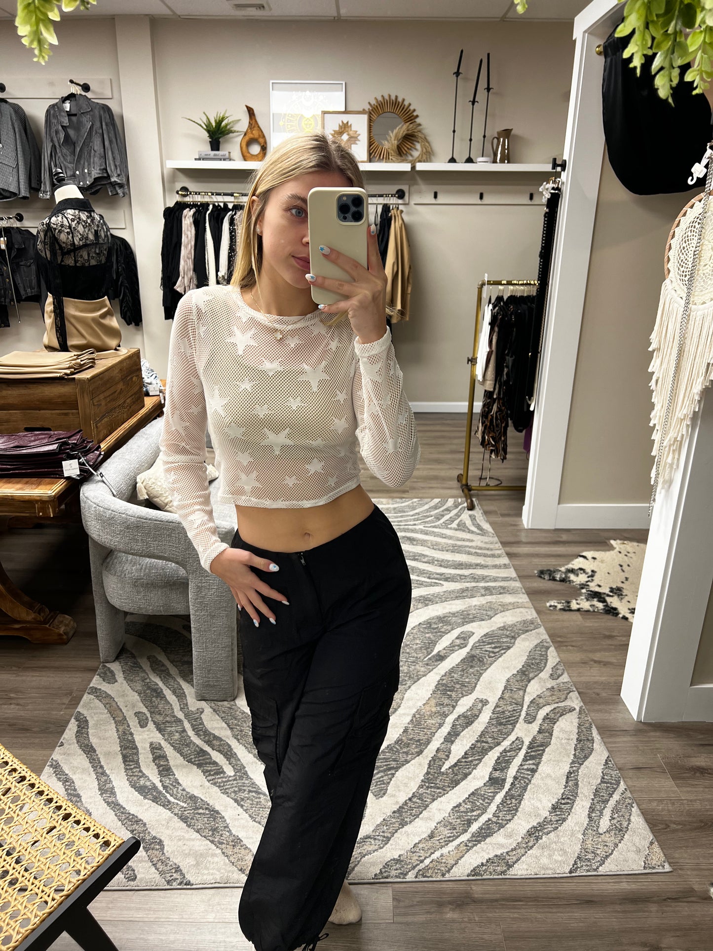 STAR MESH LONG SLEEVE CROP TOP