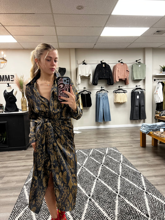 JILLIAN PRINTED MIDI WRAP DRESS