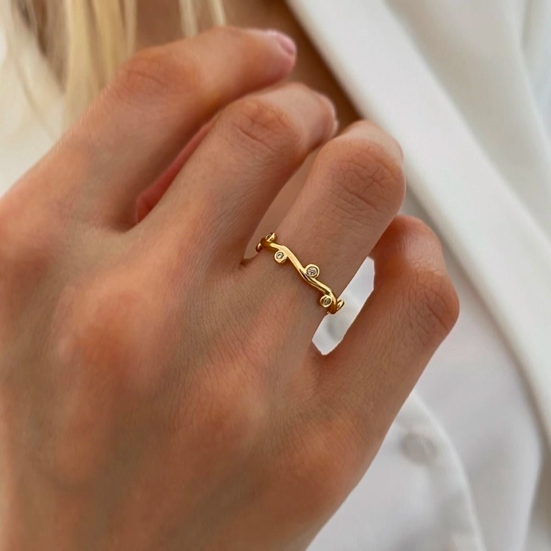 THE GEOMOETRIC RING